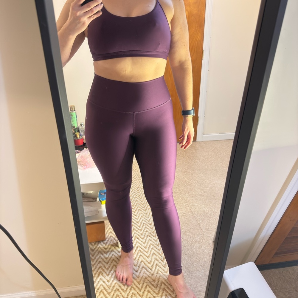 ALO Yoga Dark Plum High-Waist Airlift Legging and Airlift Intrigue Bra - Set